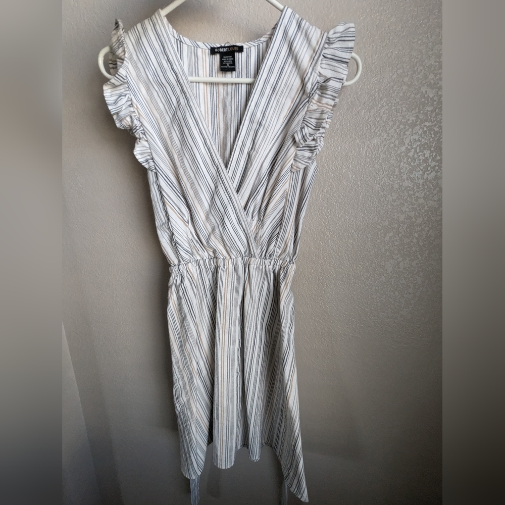 Ruffle sleeve dress